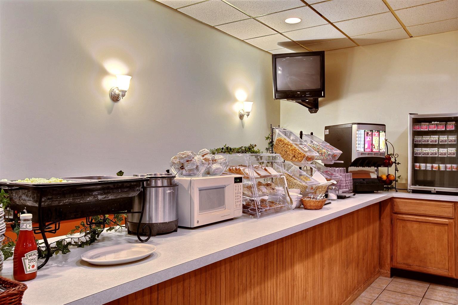 Country Inn & Suites By Radisson, Fergus Falls, Mn Restaurant photo