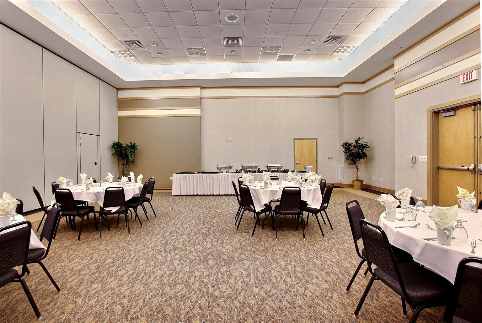 Country Inn & Suites By Radisson, Fergus Falls, Mn Facilities photo